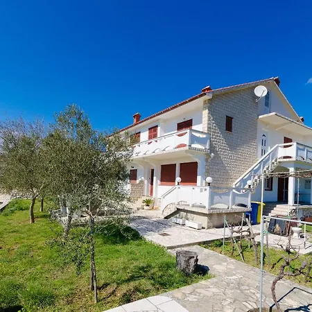 Vesna Apartment *